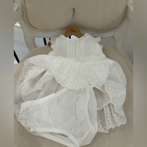 🦢 24 Mth Baby Girl Fancy Cotton Eyelet Dress With Bow & Matching Panty N… - Picture 8 of 9